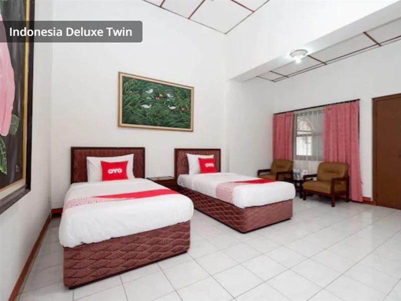 Super Oyo Capital O 1644 Hotel Griya Kencana Surakarta  Luaran gambar