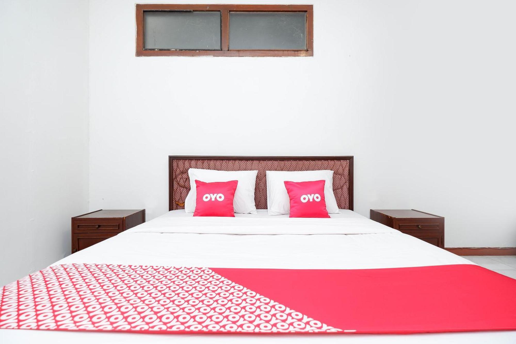 Super Oyo Capital O 1644 Hotel Griya Kencana Surakarta  Luaran gambar